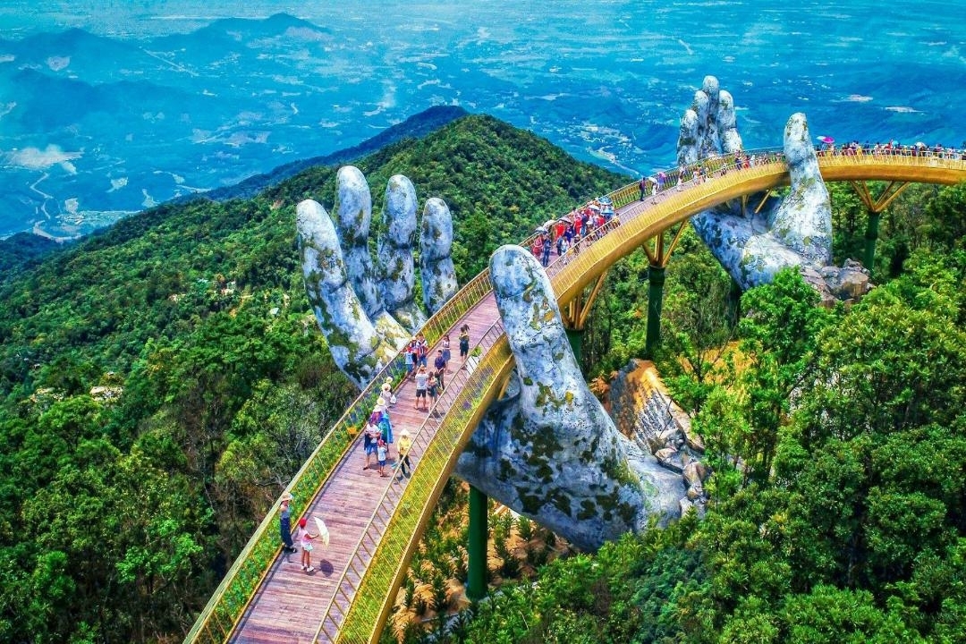 Sự tham gia của khách du lịch vào phát triển du lịch bền vững tại Thành phố Đà Nẵng