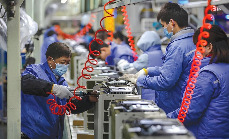 IIP tháng 2/2024 giảm 18% so với tháng trước