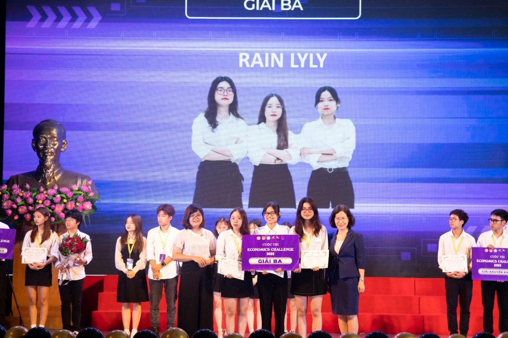 “Bùng nổ” đêm chung kết cuộc thi Economics Challenge 2022