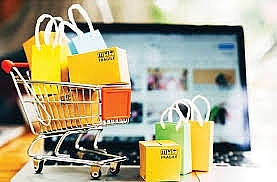 Hoàn thiện chất lượng dịch vụ sàn thương mại điện tử nhằm nâng cao ý định mua lại mỹ phẩm của khách hàng trẻ tuổi tại Hà Nội