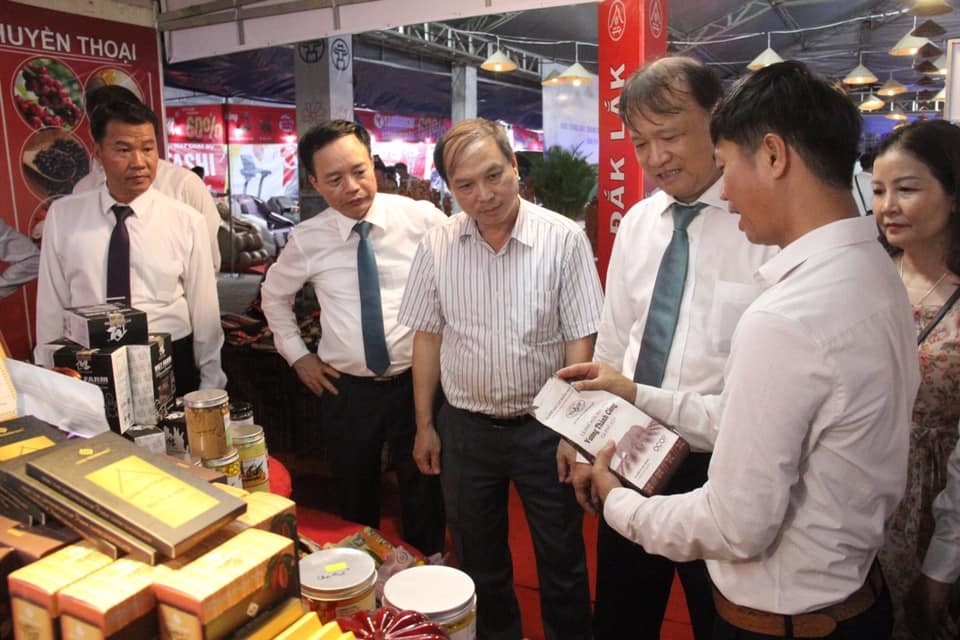 Quảng bá hàng Ok 365 bet Nhanh tay đăng ký nông thôn tiêu biểu khu vực miền Trung - Tây Nguyên
