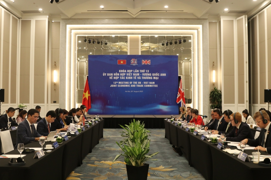 Việt Nam đề nghị Anh tăng cường thúc đẩy và hỗ trợ Ok365 Nhà Cái Uy Tín 2026 và thương mại
