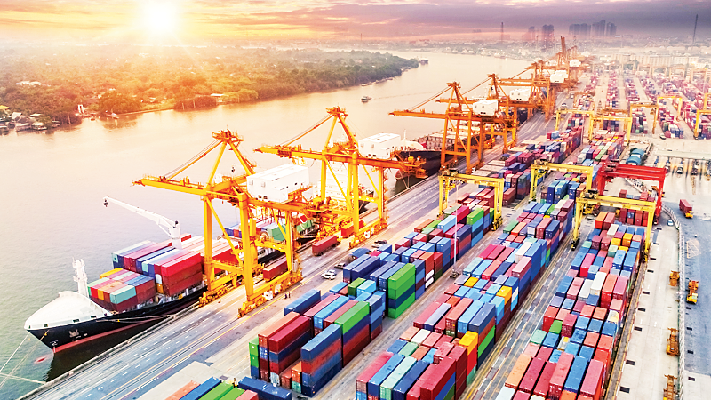 M峄檛 s峄?gi岷 ph谩p th煤c 膽岷﹜ ph谩t tri峄僴 ng脿nh logistics Vi峄噒 Nam
