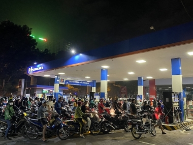 Xăng, dầu đồng loạt tăng giá cao từ 15h chiều nay, ngày 11/11