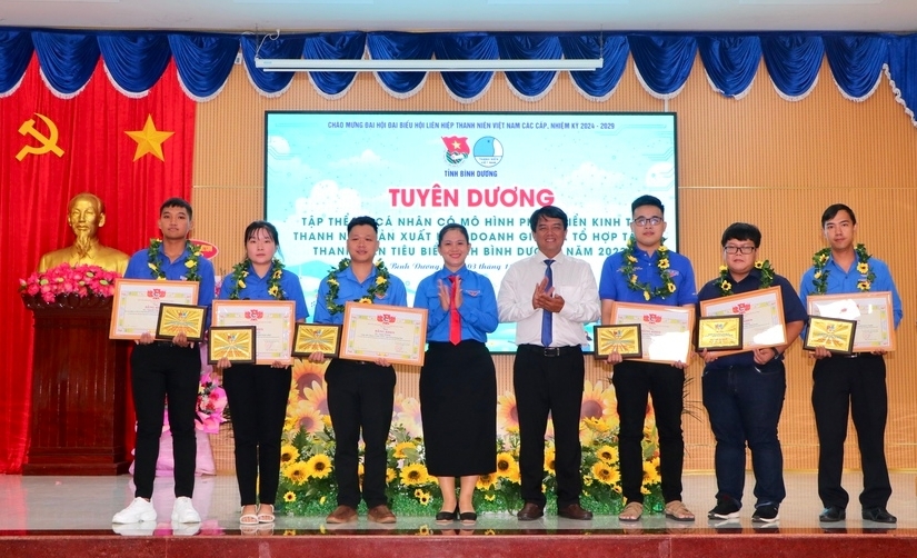 Ngày hội Thanh niên nông thôn Ok 365 bet cc Trang Web Giải Trí Ok365vina khuyến mãi hot mỗi ngày giỏi tỉnh Bình Dương lần V – năm 2023