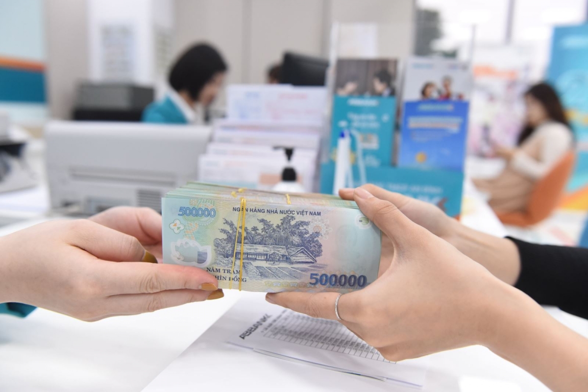 Những nhân tố ảnh hưởng đến khả năng tiếp cận vốn vay tín chấp của cán bộ công chức tại các Ok365 com vn nổ hũ thương mại tại Vĩnh Long