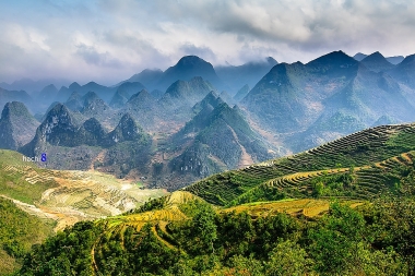 Vẻ đẹp hàng trăm triệu năm của Cao nguyên đá Đồng Văn